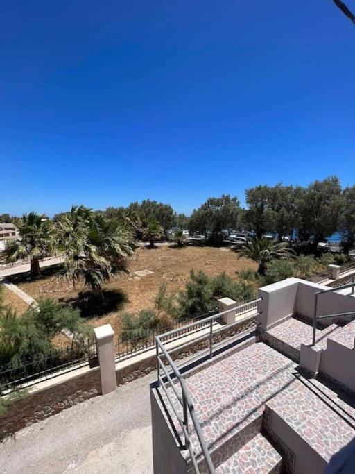 Beach Apartment Edem First Floor Perivolos  Ngoại thất bức ảnh