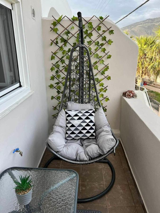Beach Apartment Edem First Floor Perivolos  Ngoại thất bức ảnh