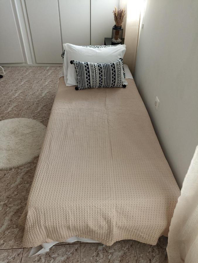 Beach Apartment Edem First Floor Perivolos  Ngoại thất bức ảnh